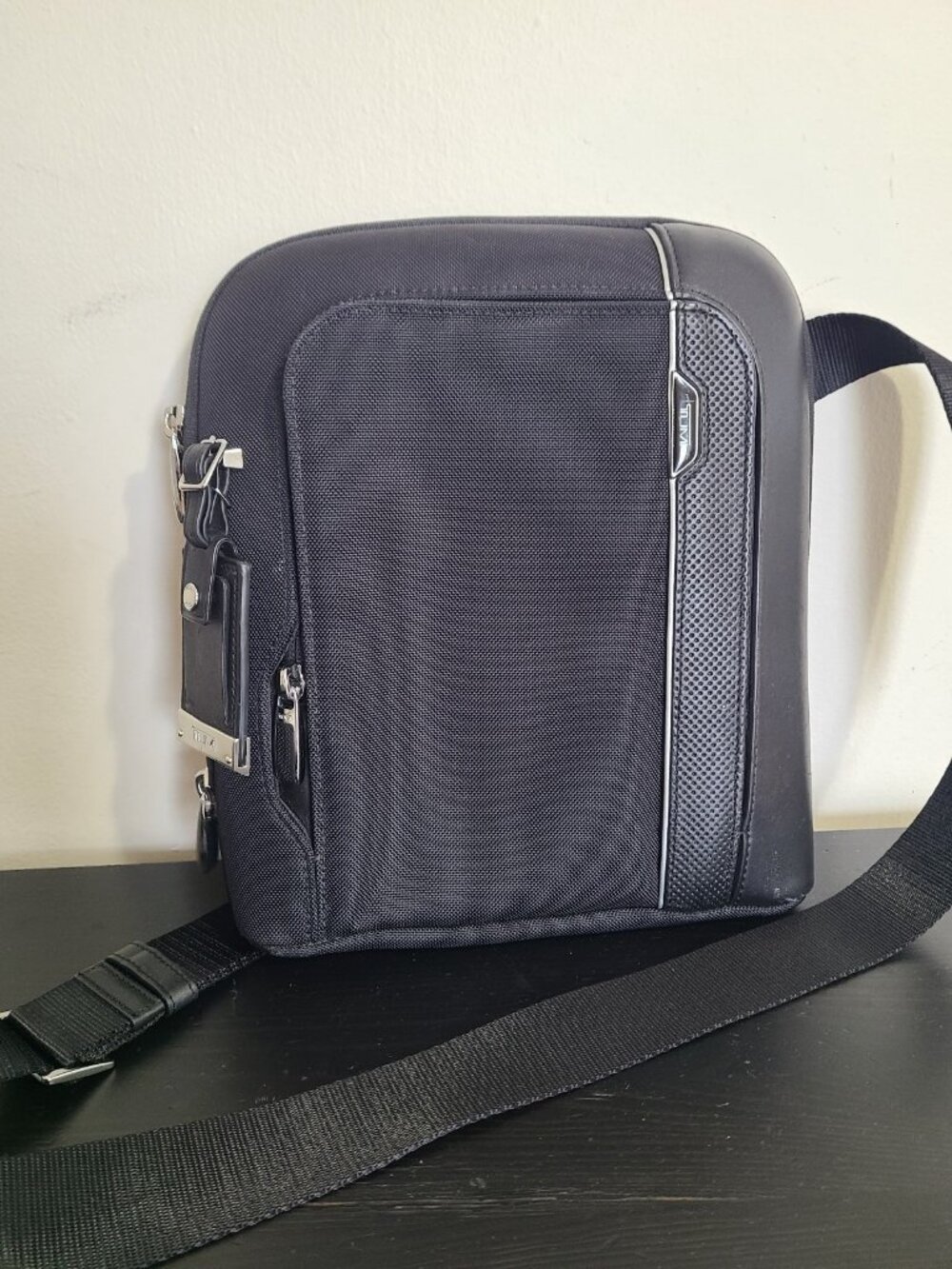 TUMI Arrive Olten Crossbody Bag Nylon Leather Black Shoulder bag